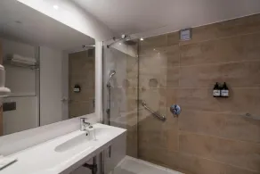 THB Felip - Adults Only - Badezimmer