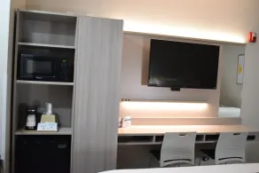 Microtel Inn & Suites by Wyndham Raleigh - Room
