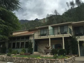 Cedar Lodge - Réception