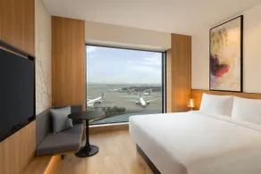 Fairfield by Marriott Mumbai International Airport - Room