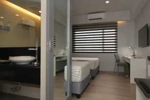 Cebu Hotel Plus - Zimmer