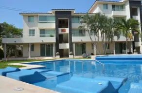 Zenharmony Suites - Piscina
