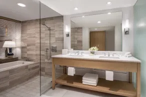 The Ritz-Carlton Residences, Waikiki Beach Hotel - Badezimmer