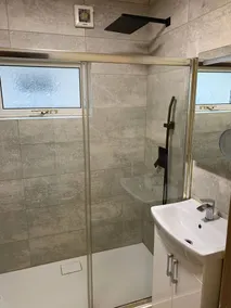 Room-two Rooms Total 5 Persons max - Badrum