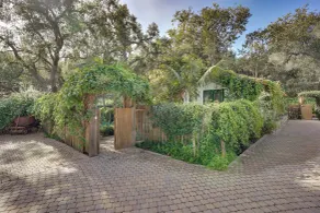 Romantic Retreat at Rancho Las Lomas: Pet Friendly - Intérieur