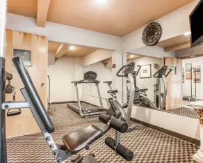 Quality Inn near Toms River Corporate Park - Salle de remise en forme