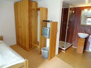 Chambre privée avec terrasse, barbecue et jardin | Vue montagne - Chambre