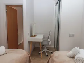 Newton Calm - Room