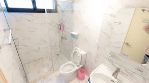 Yun He Homestay - Baño