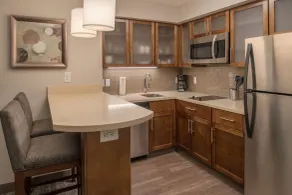 Staybridge Suites - Hillsboro North by IHG - Chambre