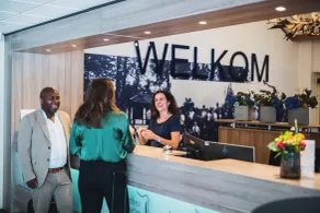 50|50 Hotel Belmont - Réception
