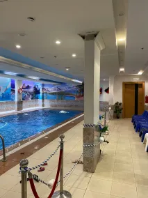 Reef Home Hotel - Pool