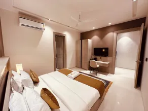 The Lodgers Luxury Hotel Near GolfCourse - Rom