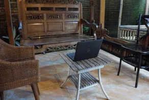Hotel O Holy HomestayNearWisata Kopi Desa Tamansari - Rezeption