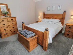 49 Waddington Road - Rum