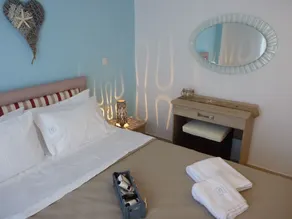 Ilianthos Apartments & Rooms - Quarto