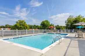 Quality Inn Waynesboro - Skyline Drive - Pool