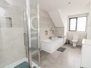 Old Field House - Bathroom