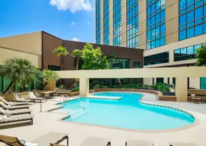 DoubleTree by Hilton San Antonio Airport - Piscine
