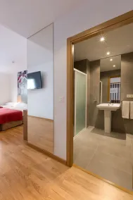 IRAIPE PAMPLONA HOSTAL - Bad