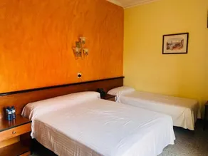 HOTEL CONTINENTAL - Værelse