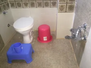 Hotel Atithi - Baño