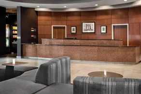 Courtyard by Marriott Newark Elizabeth - Réception