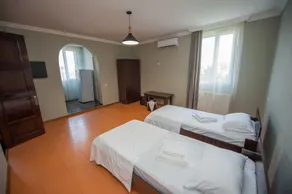 HOTEL COSMOS - Chambre