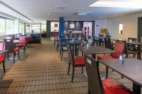 Holiday Inn Express Northampton - South by IHG - Restaurant
