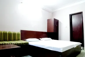 Hotel Prayag - Room