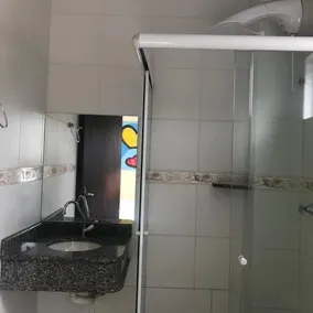 Shallom Hotel - Bathroom