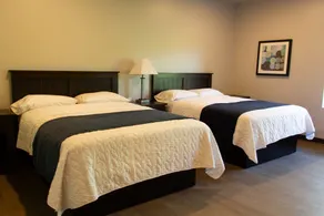 Watershed Hotel - Chambre