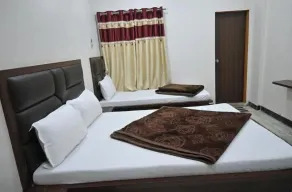 Hotel Roshan Palace - Chambre