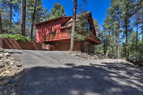 3 Mi to Downtown: Cabin w/ Gas Grill in Prescott - Innenbereich
