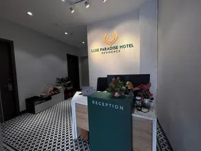 Luxe Paradise Suites To Ngoc Van - Receção