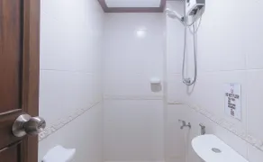 RedDoorz at Moonwalk Paranaque - Salle de bain