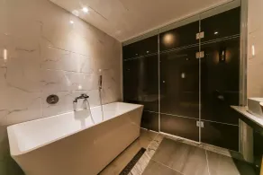 Cherish Hotel - Bathroom