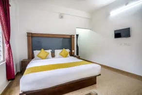 Fabhotel Abrigo Residency - Habitación
