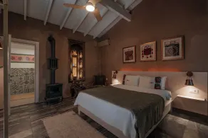 MANEJ URLA - Room