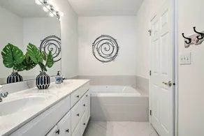 2 Mi to Bethany Beach: Condo w/ Deck & Pool Access - Interiör