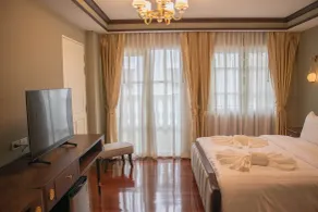 Siri Grand Bangkok Hotel - Room