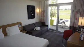 Novotel Saint-Quentin en Yvelines - Room