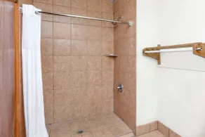 Days Inn by Wyndham Arcadia Louisiana - Badrum