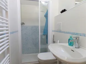 Baia - Bathroom