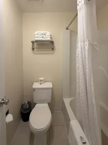The Trail Inn - Grantsburg, WI - 703 WI-70 - Badeværelse