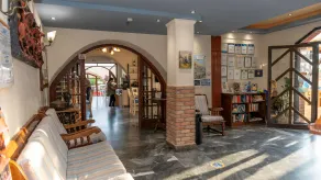 Evina Rooms & Suites - Réception