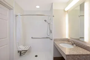 La Quinta by Wyndham Modesto Salida - Salle de bain