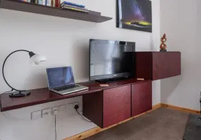 Contemporary One Bedroom Apartment Close To All Amenities In Conservation Area - Chambre
