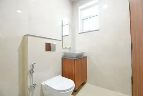 Fabhotel Sky I - Bathroom