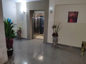 Apartments Stević - Monaco - Entrada interior